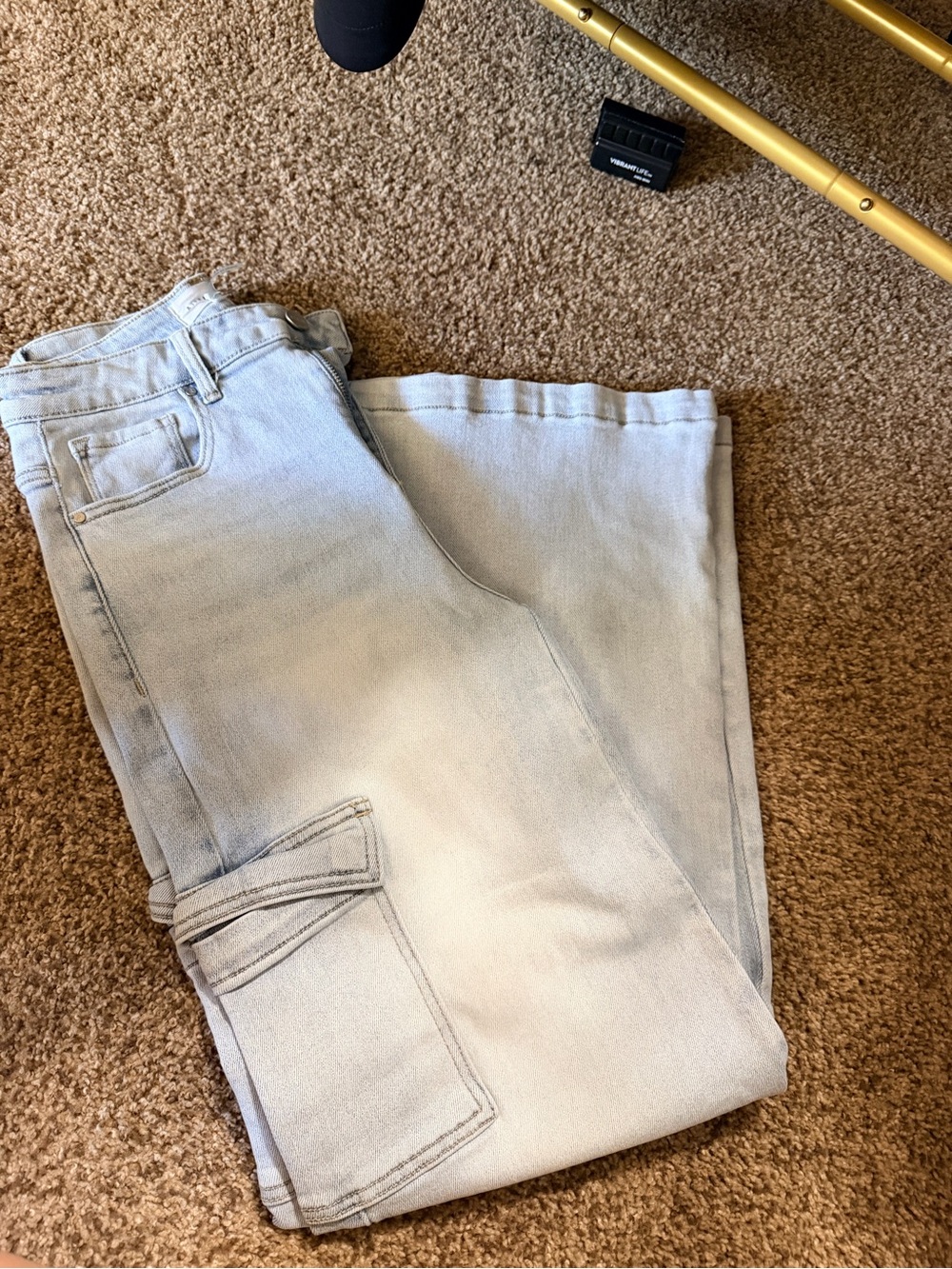 Light Wash Womens Cargo Jeans - Classic Casual